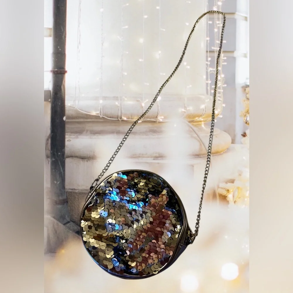 Children’s Place Girls Silver Flip Sequin Mini Chain Crossbody Bag